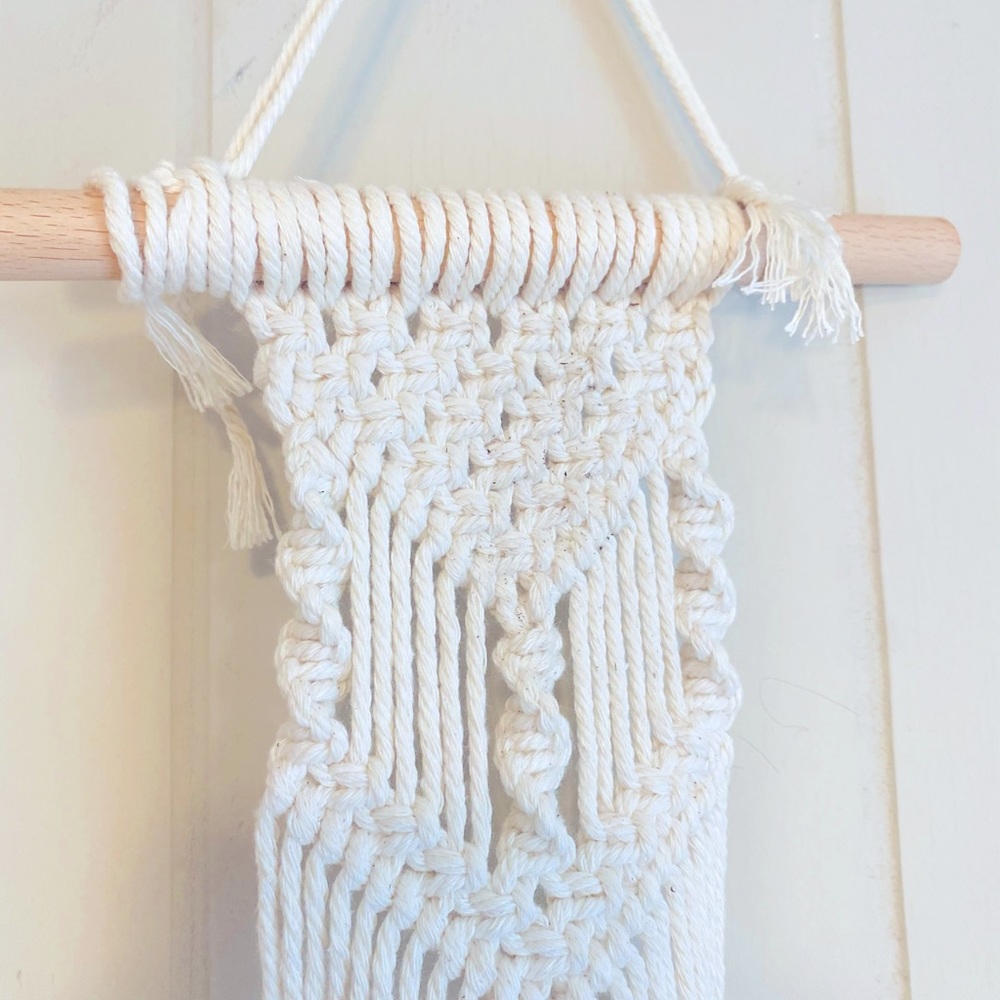 Macrame holder Handmade - Picture 4 of 11